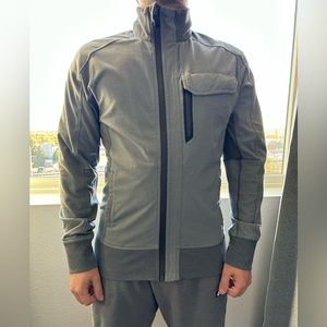 Lululemon zip jacket ( L) size